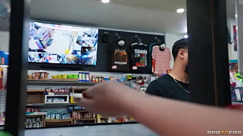 Gadis Toko Serba Ada, Ashley Alexander, Tewaskan Gairah Di Brazzers! Masukkan Kode Xvpromo Untuk Diskon Eksklusif Di Situs Resmi