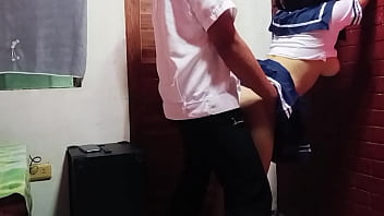 Nababaliw Ang Mga Lalaki Sa Mainit Na Estudyanteng Pinay Na Sumikat
