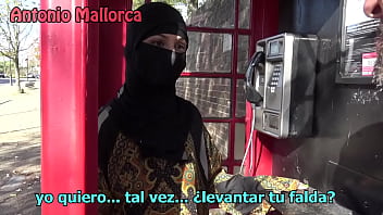 Tetesan Sperma Gede Di Jilbab Jalang Arab