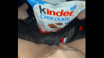 Cewek Arab 18 Tahun Perawan Di Beverly Hills Los Angeles Ngentot Dengan Coklat Di Memeknya, Main Jari Sampai Minta Dihajar Kontol Negro Besar