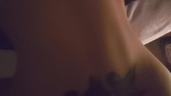 Petualangan Seksual Pertama Di Thailand: Aku Dan Ladyboy 18 Tahun Yang Menggoda