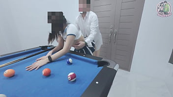 Gadis Thailand Naik Ke Meja Biliar… Lalu Ditiduri Dengan Keras! Suara Thai