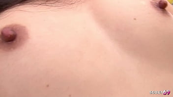 Gadis Jepang Pemalu Kehilangan Keperawanan Dengan Creampie Pertama Yang Tak Disensor