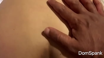 Milf Asia Berpantat Besar Dihajar Anal Sampai Meringkuk Nikmat