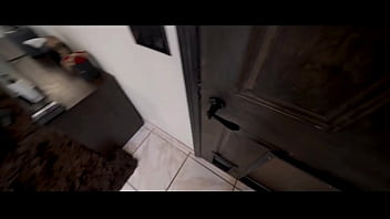 Ibu Tiriku Yang Seksi Ingin Hamil Dan Menggairahkanku