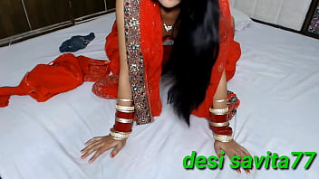 तेजी से चोदो अपने मोटे लंड से, अब और सहा नहीं जाता, तुम्हारे भाई आने ही वाले हैं। कोमल ने साफ हिंदी में कहा और देवर ने जोर से धकेल दिया।