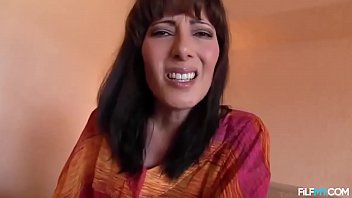 Ibu Tiriku Menggila Di Ranjang – Pov