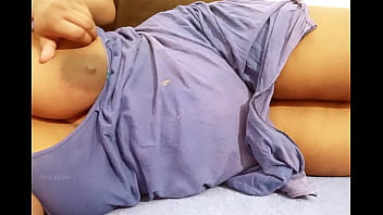 Bidadari Asia Menggoda Dengan Nafsu