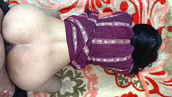 Setelah Menggoda Bhabhi, Aku Menggenjot Memeknya Dan Merekamnya Diam-diam