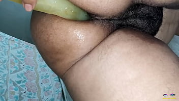 Timpa Lubang Pantat Dan Memek Gendut Istri India Gemuk Panas Dengan Mentimun Dan Dildo – Riset Vulgar Dengan Audio Hindi Jernih