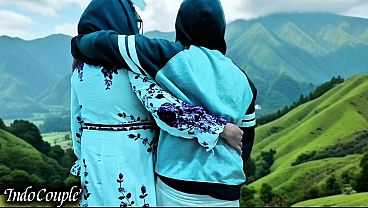 Istri Berjilbab Nakal Menggila, Melahap Sperma Kekasih Gelap Saat Suami Asyik Berlibur Di Bali Dengan Wanita Simpanannya.