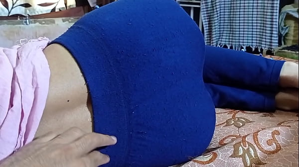 Adik Tiri India Yang Manis Dihardik Kakak Tiri, Adegan Mesra Penuh Gairah Dengan Audio Hindi Yang Jelas