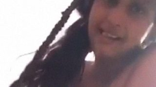 Gadis Sri Lanka Langsing Dan Menggoda Dalam Video Seks Yang Bocor