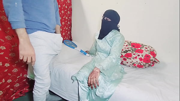 Anal Ganas Doggystyle Dengan Pacar India Montok, Ngentot Pantat Besarnya Pakai Kontol Tebal Sambil Ngomporin Pake Bahasa Hindi