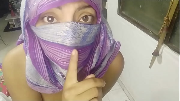 Milf Arab Berhijab Syahwat Menggoda Masturbasi Basah Semburkan Vagina Di Webcam Live