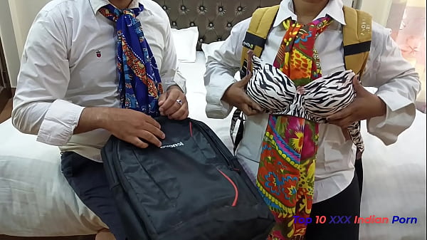 Pertemuan Pertama Siswa Desi Dan Cewek Desi Berakhir Mesra Di Kamar Hotel Oyo