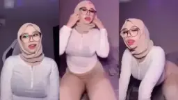 Goyang Ganas Gadis Berjilbab 2