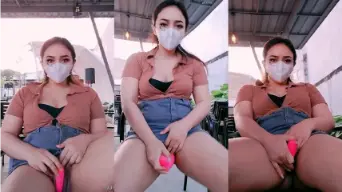 Ravicha Colmek Sampe Bergetar Di Tempat Umum, Bikin Makin Liar.