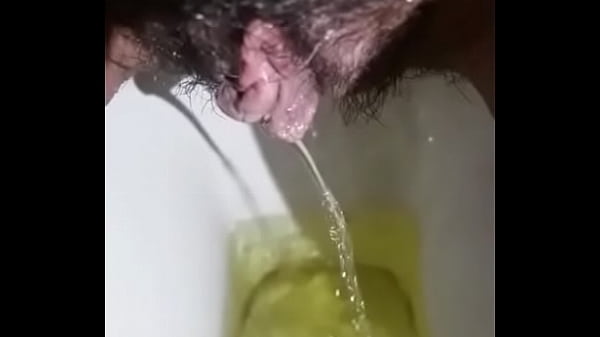Cewek India Ngentot Sambil Kencing