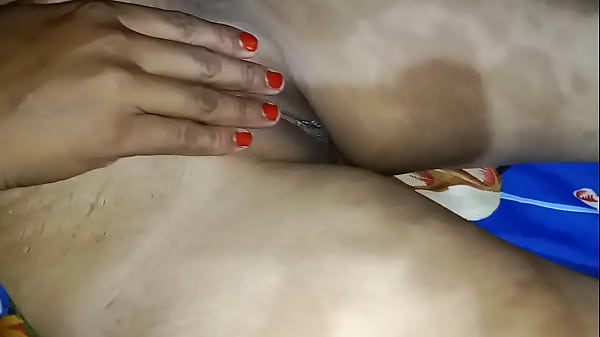 2023 Desi Bhabhi Saree Village Ngentot Keras Suara Hindi Jelas
