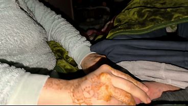 مشهد حميم من منظور صديقتي الإماراتية في تجربتها الأولى مع الجنس الشرجي العربي