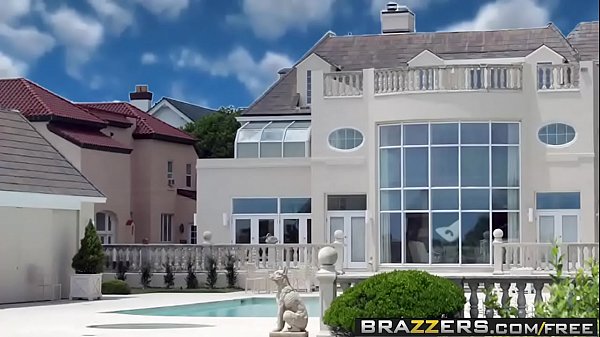 Brazzers – Pantat Gede Doyan Yang Besar, Dua Nembus Semak…dan Lolos Ke Dua Lobang, Bintang Film Angelina Valentin