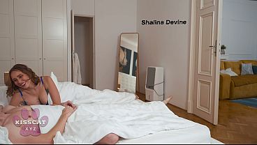 Anak Tiri Ngintip Ibu Tiri Shalina Devine Ngentot Suaminya Sampe Keluar Di Dalem