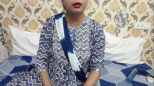Pembantu Seksi Digoyang Keras Sampai Klimaks Dengan Suara Serak Hindi