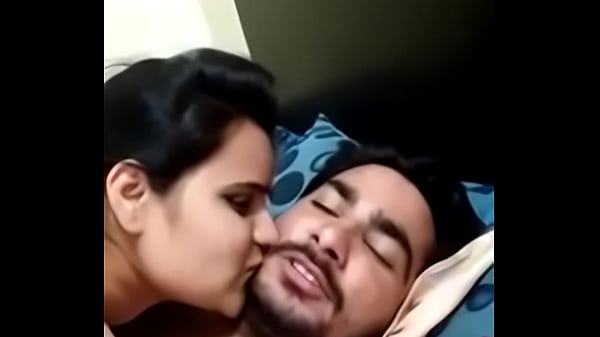 Video Mesra Kekasih Desi Bocor Ke Publik