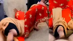 Pembantu Berjilbab Nyepong Majikan Sampai Puas, Nafsu Meledak-ledak