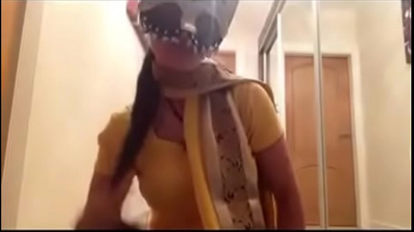 Cewek India Seksi Lagi Mainin Diri Sendiri.