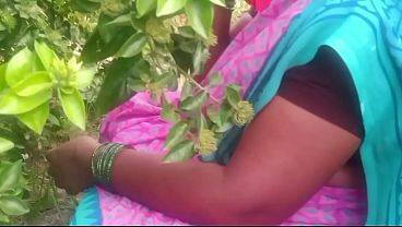 Bhabhi India Di Desa, Ngewe Di Luar Rumah, Bikin Basah Kuyup!