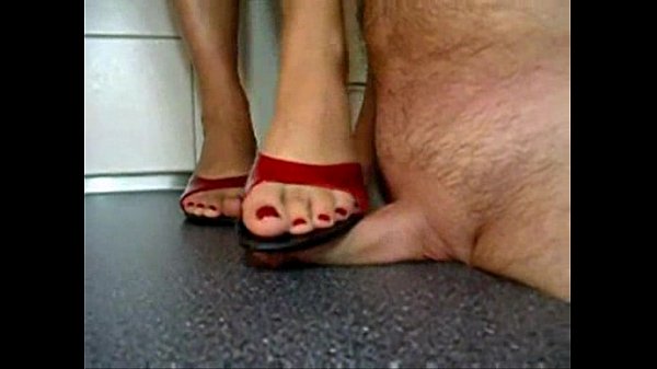 Bini Orang India Seksi Injak-injak Kontol Adik Ipar