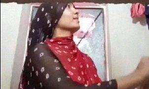 Video Mandi Telanjang Bhabhi Desa Yang Seksi Bikin Ngilu