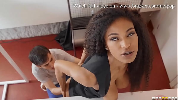 Nonton Full Video Tina Fire Di Brazzers, Coli Sambil Crot Di Popcorn, Ngentot Memek Dan Anal Bertubi-tubi.