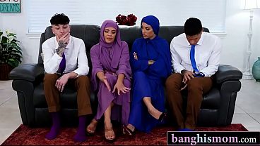 Pesta Bantai Dendam Sama Dua Tante Hijab Montok Sama Anak Tiri Kontol Besar