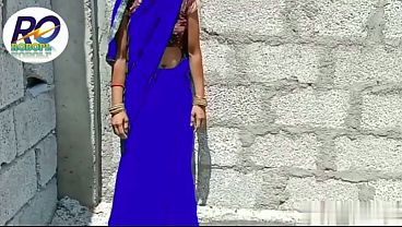 Desi गाँव की भाभी ने अपने देवर को अपना भारी भरकम कमरा दिखाकर फुसलाया, बाकी बाद में हिंदी में।