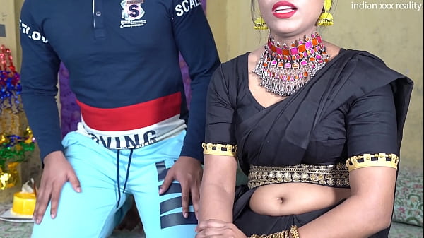 Xxx Ibu Tiri India, Ngentot Ultah Di Ranjang, Xxx Desi Ala Hindi