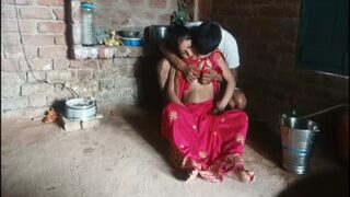 Devar Ngebor Pabrik Baru Bhabhi-nya Di Film Biru Desi