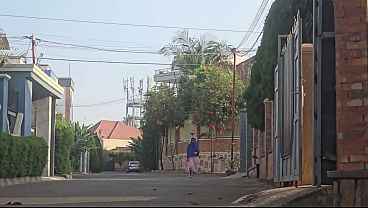 Astaga, Ibu Arab Lagi Colmek Di Pinggir Jalan Dekat Rumah, Bikin Panas Siapa Lihat.