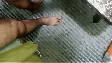 Tiga Arab Ngentot, Kontol Besar, Satu Saudi Sama Temennya Ngewein Pasif Irak, Lubang Pantatnya Dibuka Lebar