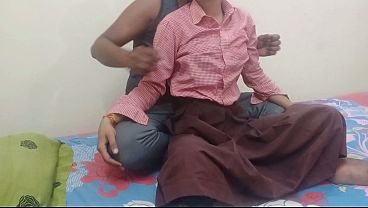 Cewek Deshi Desah Enak, Mainin Memek Basah, Video Bokep Cewek Desa Polos Digilir