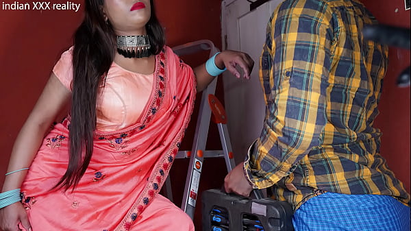 Tukang Servis India Tua Yang Bikin Basah, Mainin Alat Kelamin Di Depan Istri
